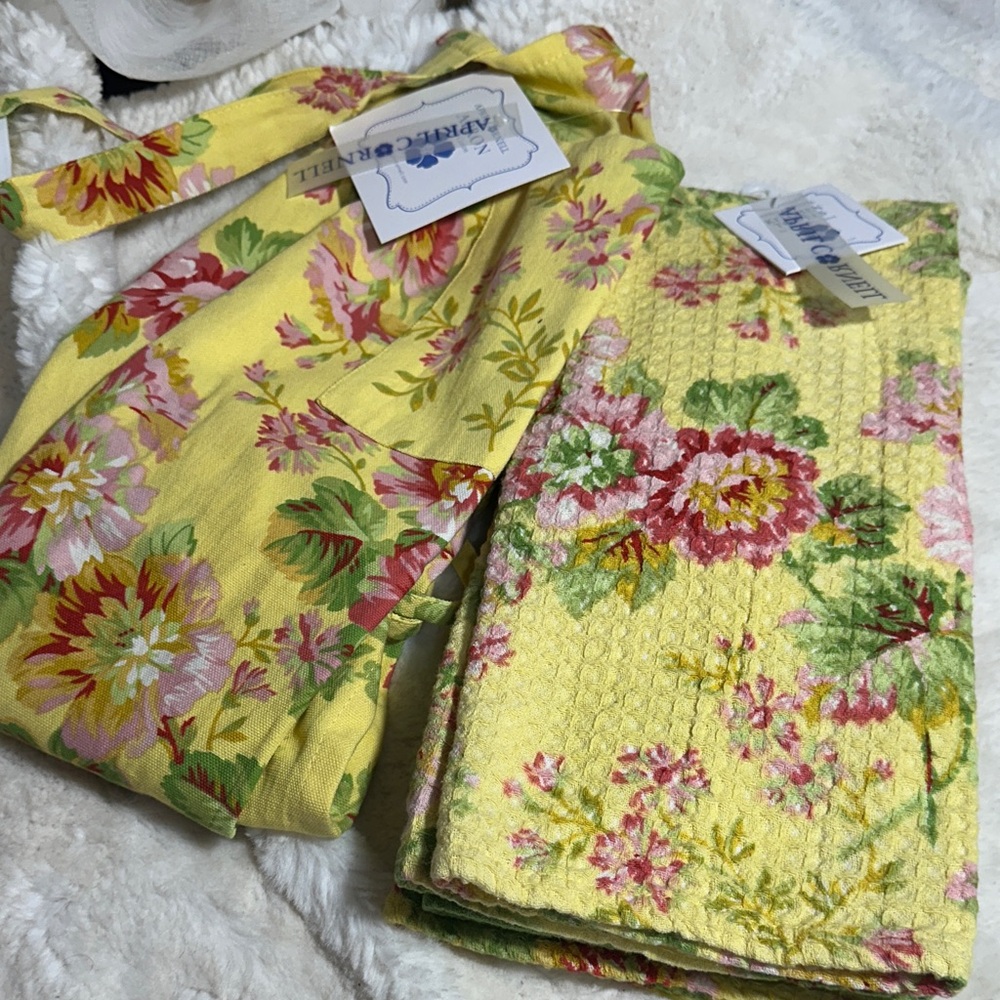 April Cornell cotton apron and set of 3 kitchen towel bundle